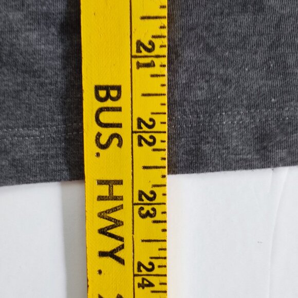 Under Armour short sleeve T-shirt street wear grey women's size XS Loose - Picture 6 of 6